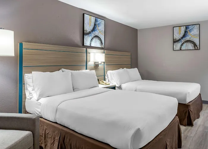 Clarion Hotel