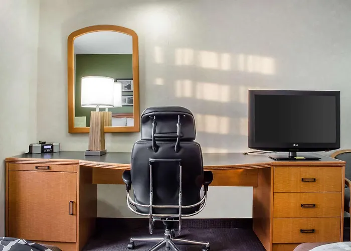 Sleep Inn & Suites Bensalem