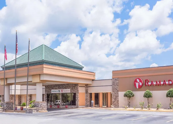 Ramada By Wyndham Macon Hotel