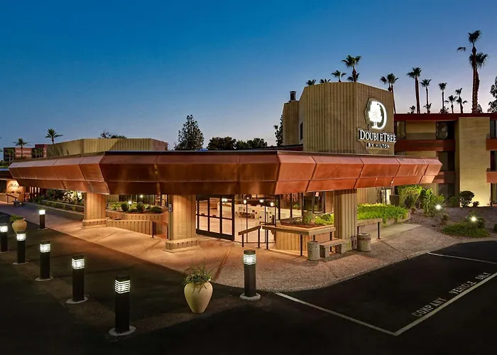 Doubletree By Hilton Phoenix- Tempe