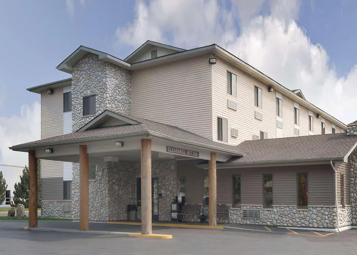 Super 8 By Wyndham Billings Hotel