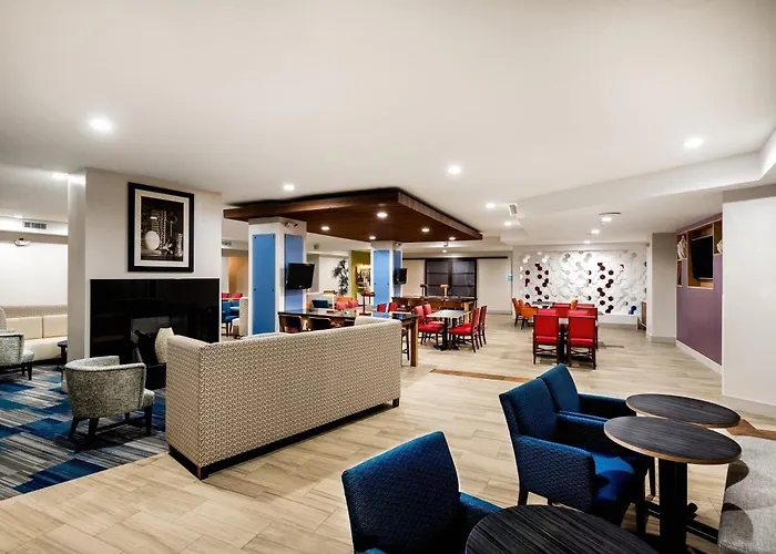 Country Inn & Suites By Radisson, Downtown Albany New York