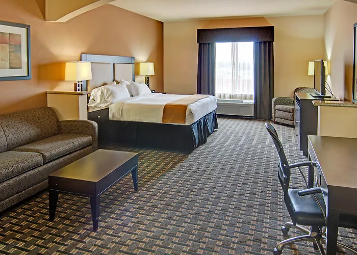 Holiday Inn Express Hotel & Suites Paris By Ihg