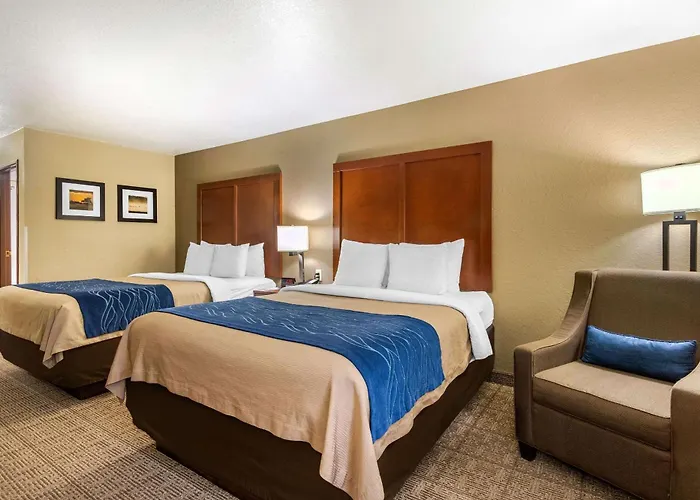 Comfort Inn & Suites Springfield I-44
