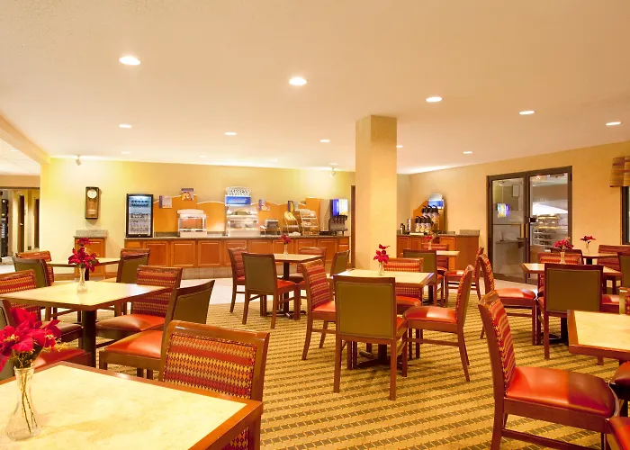 Best Western Plus Bourbonnais Hotel & Suites