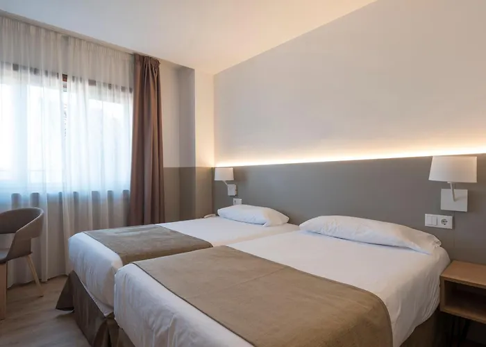 Hotel Airiños 3*