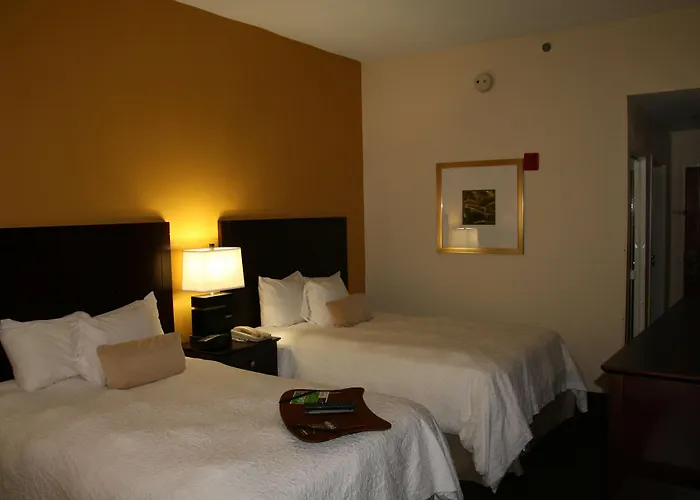 Hampton Inn Petersburg-Fort Gregg Adams