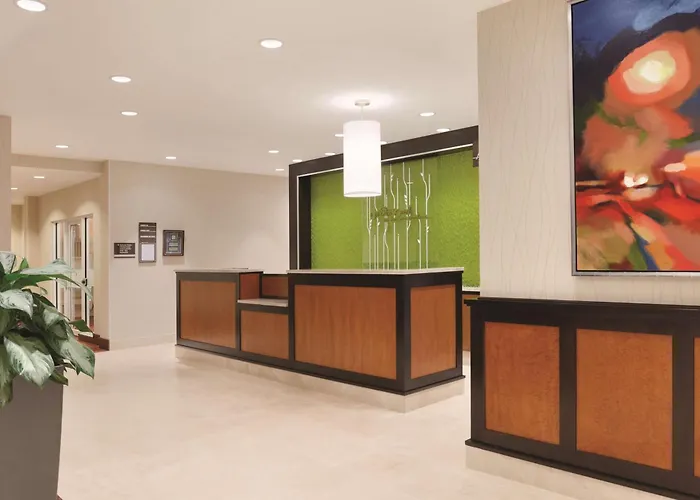 Hilton Garden Inn Falls Church