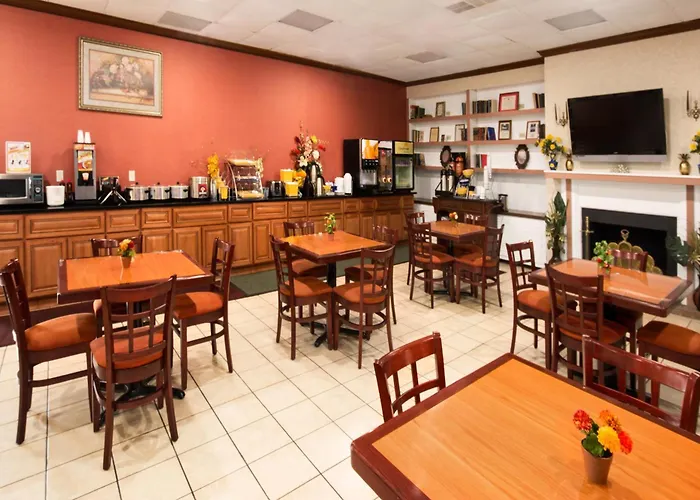 Days Inn By Wyndham Rome Downtown