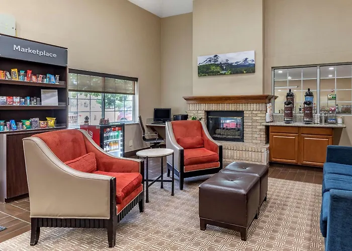 Comfort Suites Fort Collins Near University