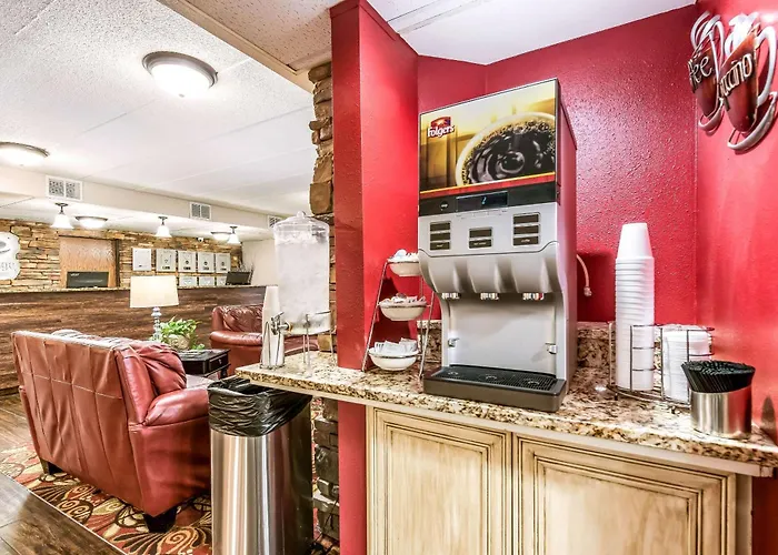Econo Lodge Mayo Clinic Area