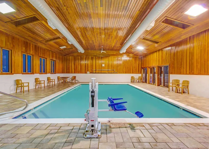 Days Hotel By Wyndham Methuen Ma Conference Center