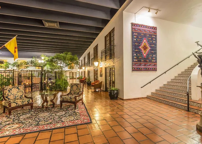 Ramada By Wyndham Las Cruces Hotel & Conference Center