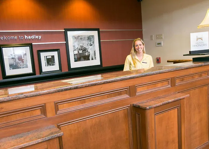 Hampton Inn Hadley-Amherst Area