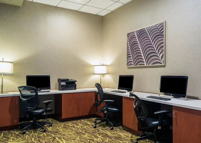 Clarion Hotel
