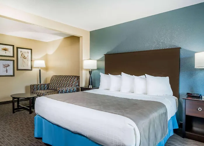 Baymont By Wyndham Owatonna