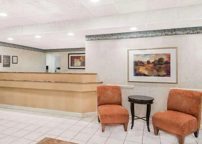Howard Johnson By Wyndham Amherst Hadley
