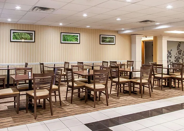 Sleep Inn & Suites Airport