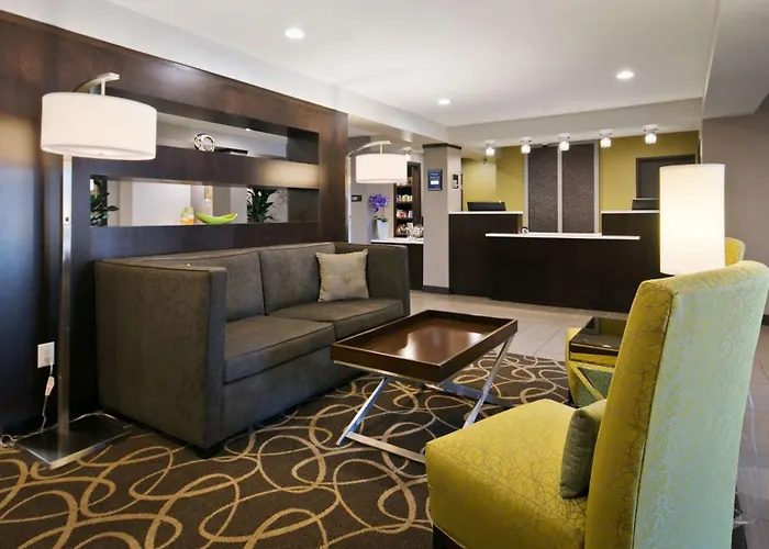 Best Western Harvest Inn & Suites