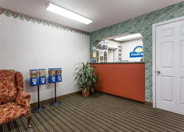 Days Inn By Wyndham Dickson