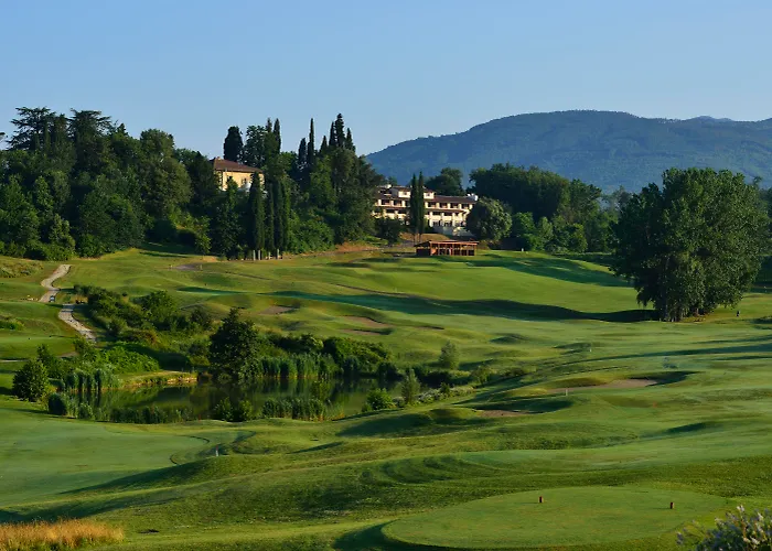 Unahotels Poggio Dei Medici Toscana