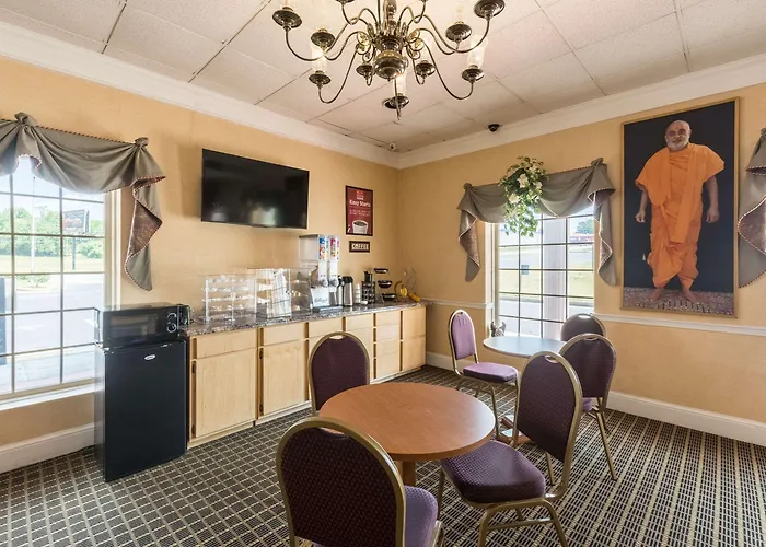 Econo Lodge Inn & Suites Orangeburg