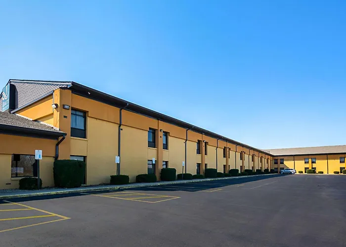 Quality Inn & Suites Greensburg I-74