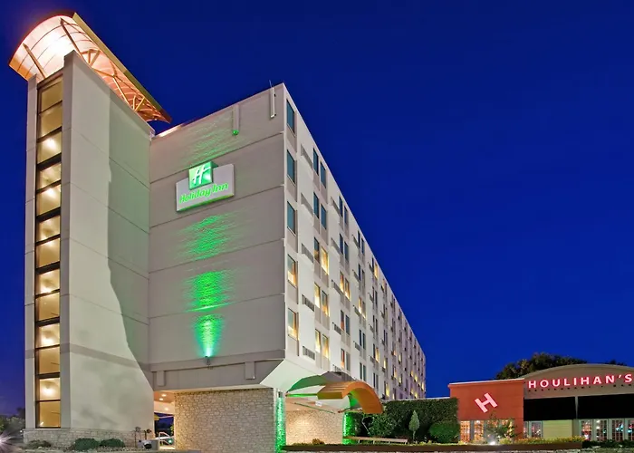 Holiday Inn At The Campus By Ihg