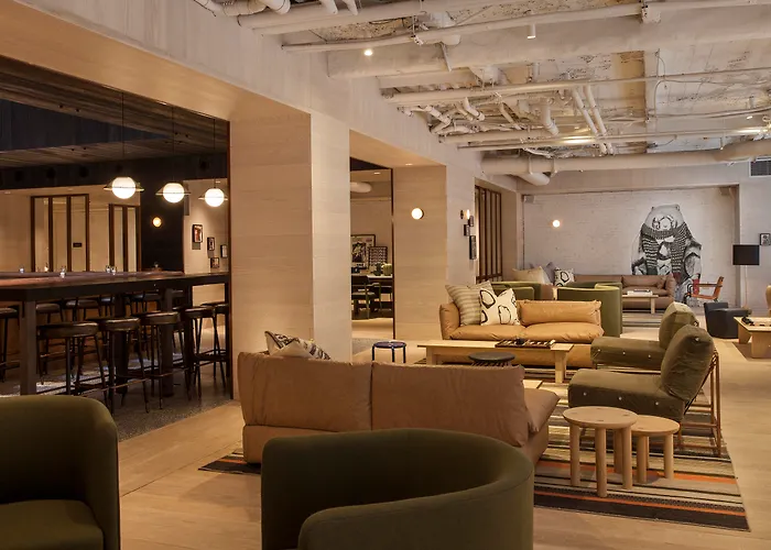 Moxy Nyc Times Square Hotel New York