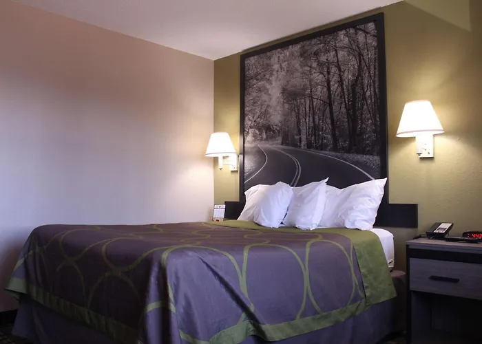 Super 8 By Wyndham Michigan City