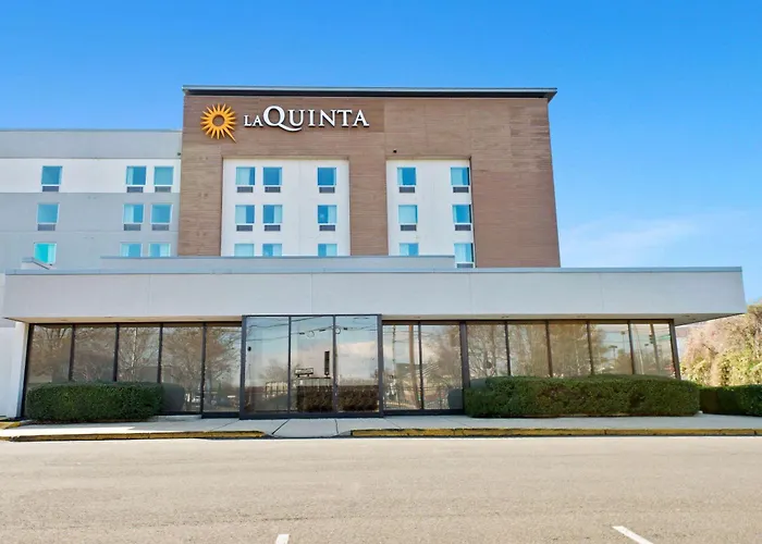 La Quinta Inn & Suites By Wyndham Dc Metro Capital Beltway