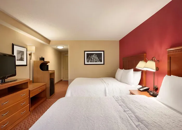 Hampton Inn & Suites East Hartford