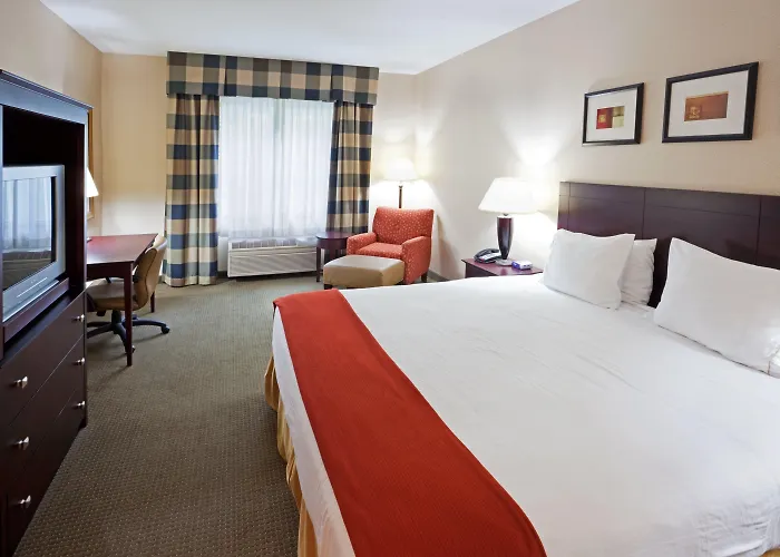 Holiday Inn Express Hotel & Suites Freeport By Ihg