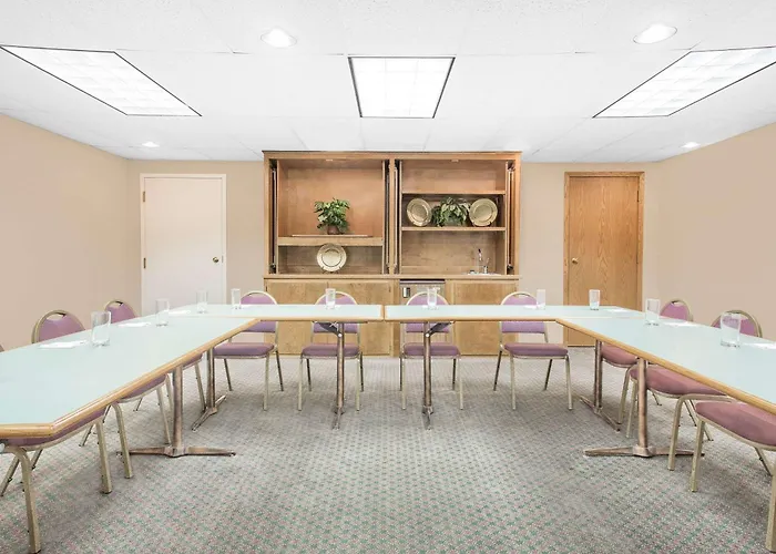 Hawthorn Extended Stay By Wyndham Green Bay