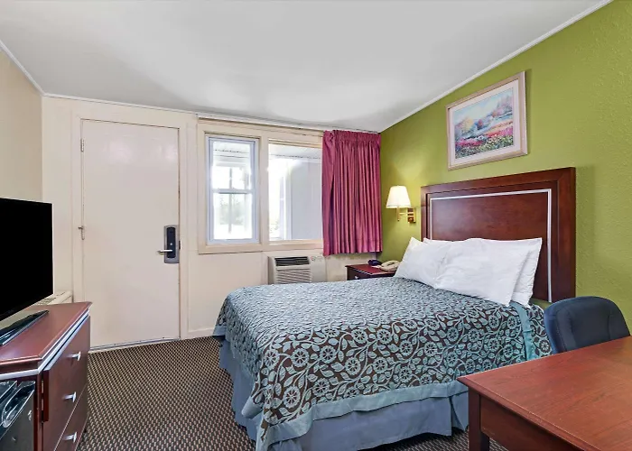 Days Inn By Wyndham Kittery