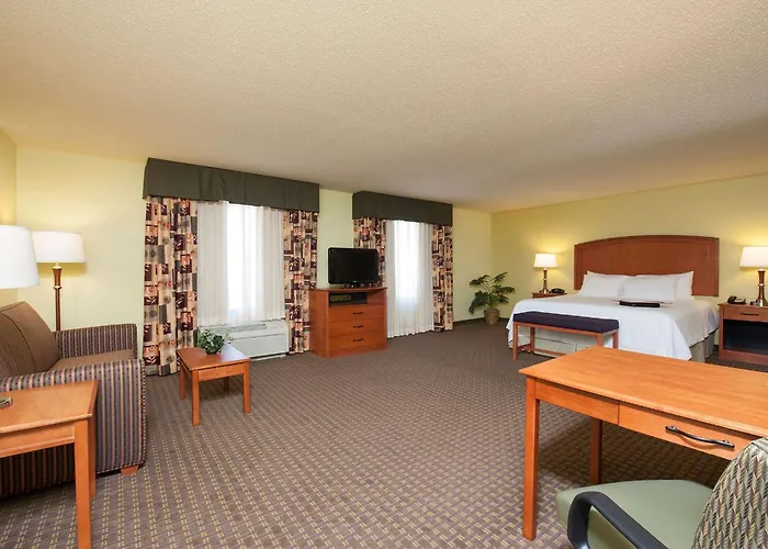 Hampton Inn Macomb