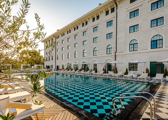 Hotel Brown Beach House & Spa