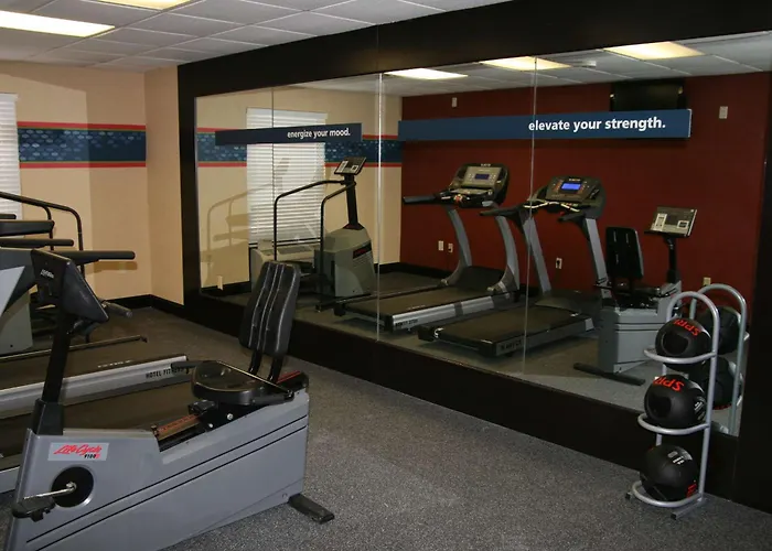 Hampton Inn & Suites Kansas City-Merriam