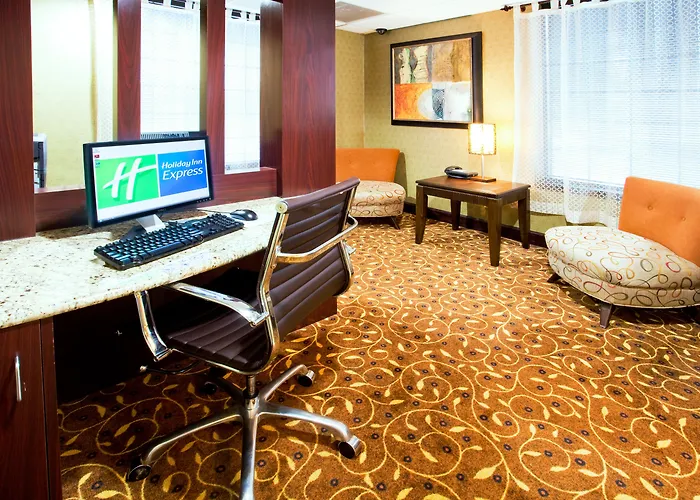 Holiday Inn Express Winston-Salem Medical Ctr Area
