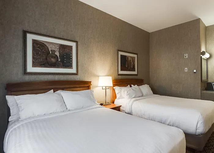 Holiday Inn Express & Suites Saskatoon Centre By Ihg