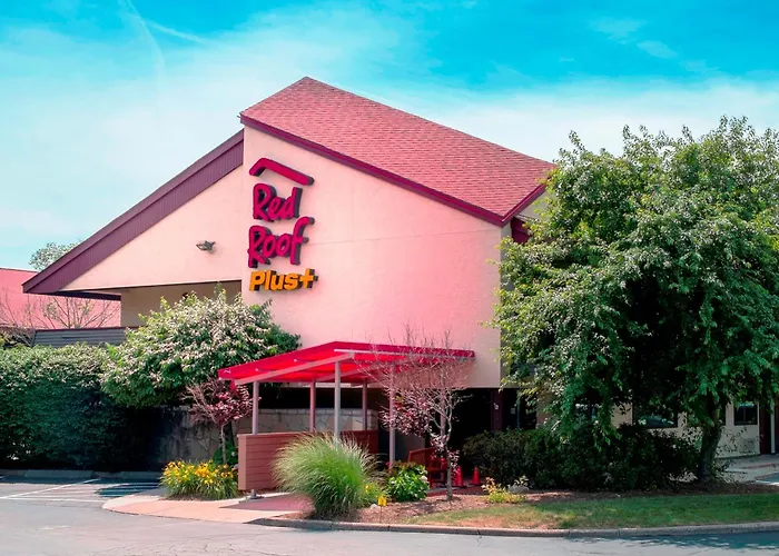 Red Roof Inn Plus+ West Springfield