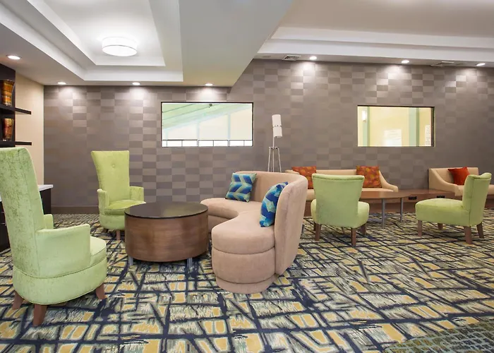 Best Western Plus New Englander