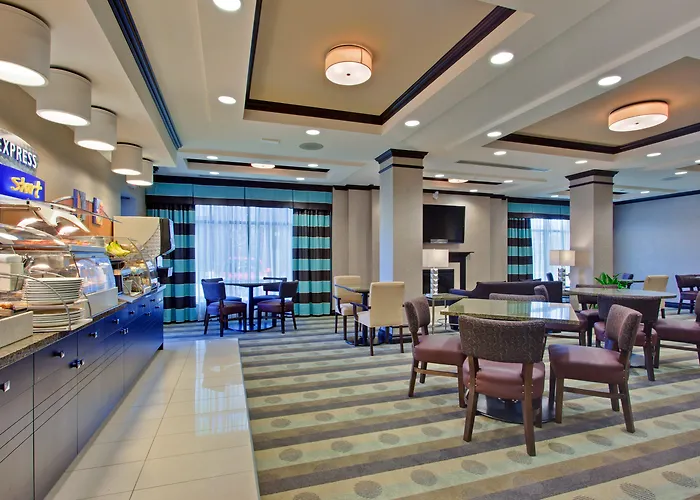 Holiday Inn Express & Suites Ottawa West - Nepean By Ihg