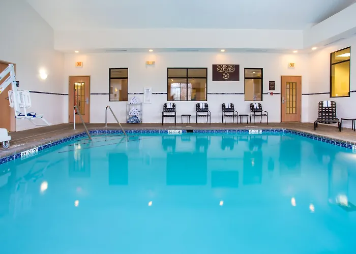 Holiday Inn Express Bloomington North-Martinsville