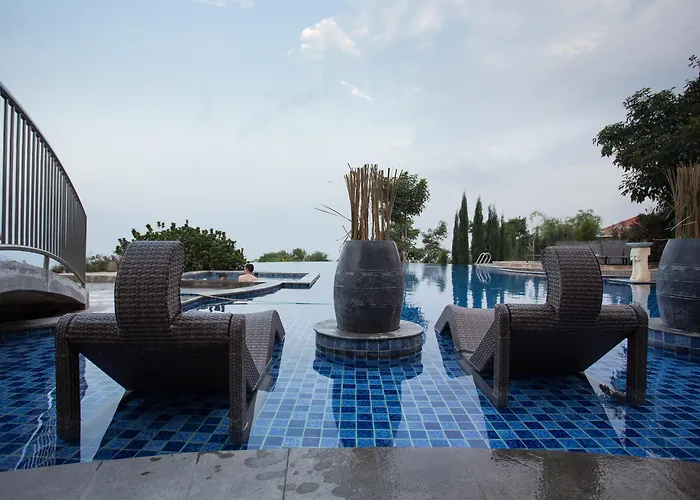 Amartahills Hotel And Resort