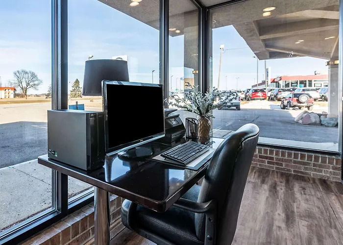 Quality Inn & Suites Albert Lea