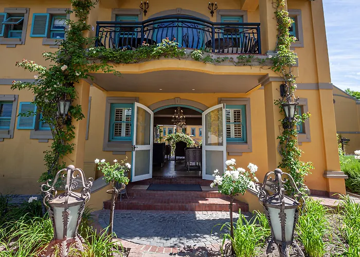 Franschhoek Country House & Villas