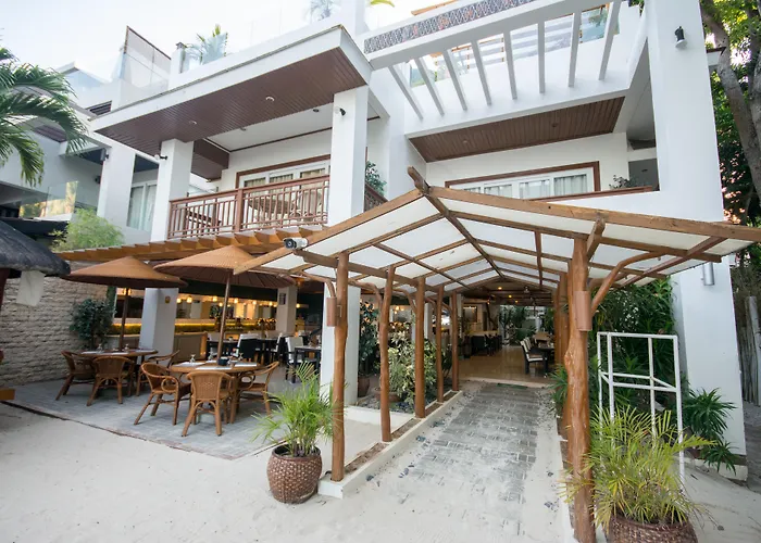 Sur Beach Resort Boracay
