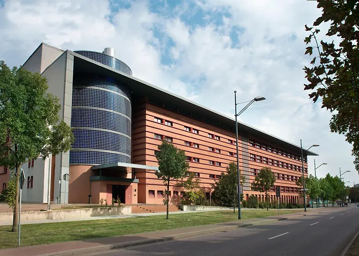Tryp By Wyndham Halle Halle 