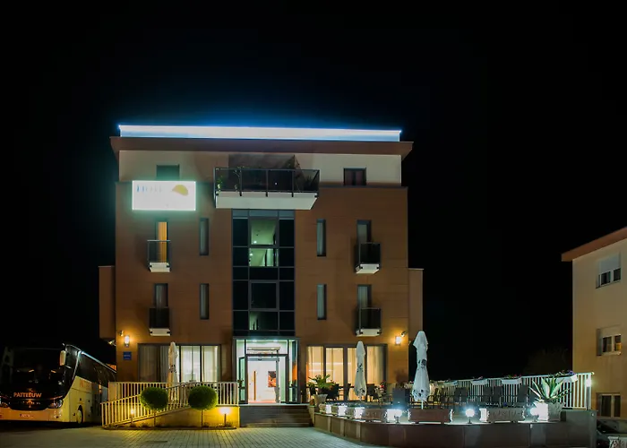 Hotel Luna